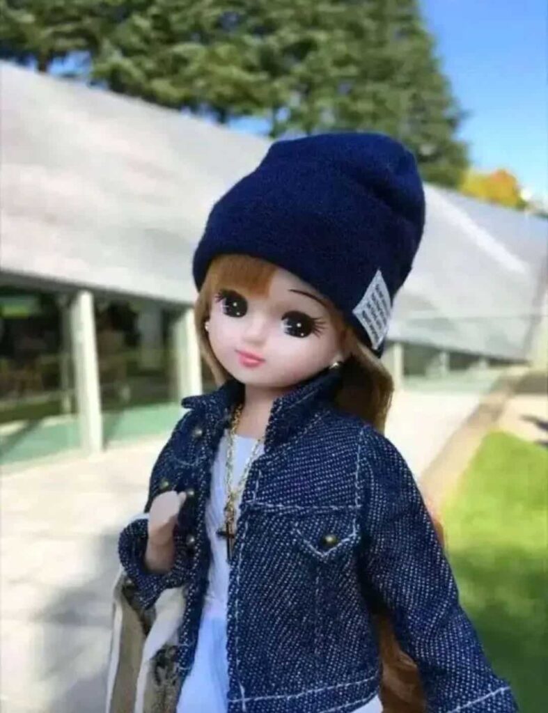 Doll pic for WhatsApp dp